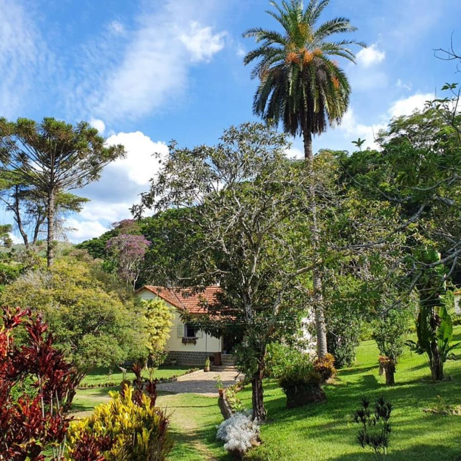 Sitio Araxa - 82 Anos De Historia - Suite Confortavel Em Meio A Floresta Paty do Alferes Exterior photo